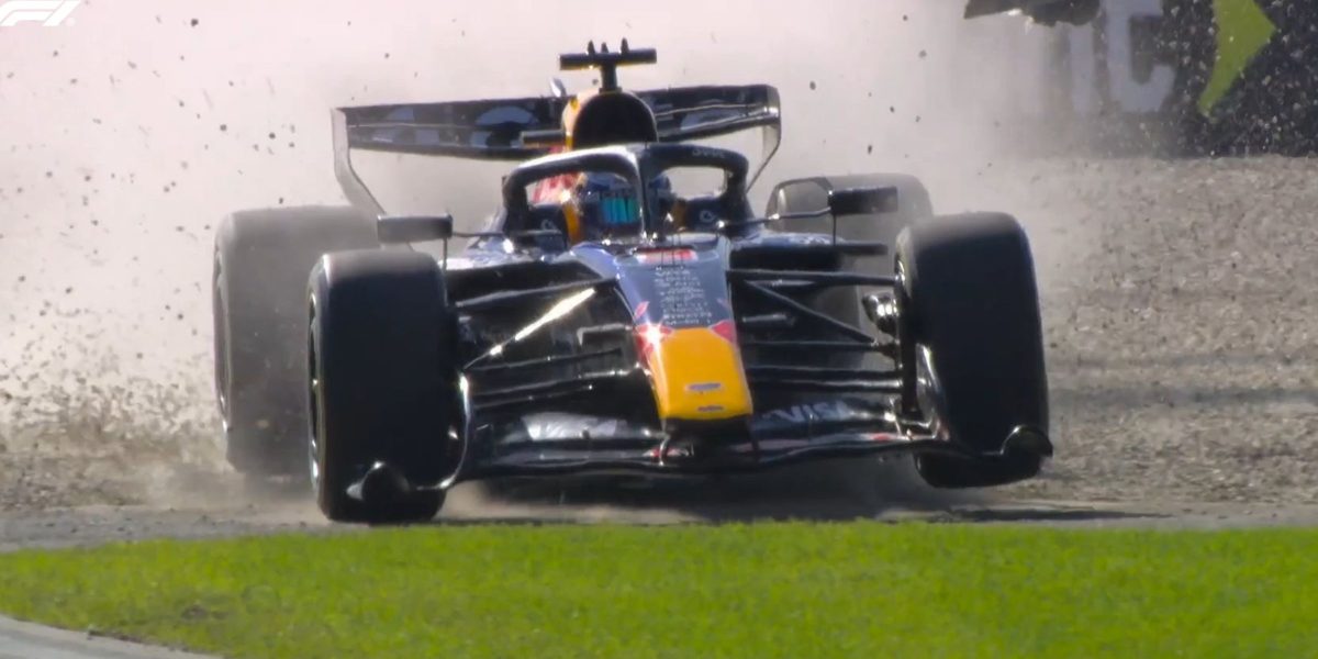 Max Verstappen, în a doua sesiune de antrenamente din GP al Australiei: un test de răbdare și reacție pentru echipa Red Bull Max Verstappen a încheiat ziua de antrenamente de la Melbourne cu câteva întrebări, dar și cu un sentiment de satisfacție asupra performanței mașinii Red Bull, în ciuda problemelor tehnice neașteptate