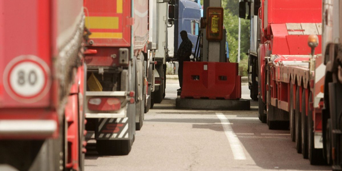 Guvernul prelungește ajutorul pentru motorină acordat transportatorilor până în 2026