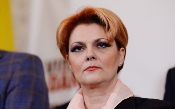 Lia Olguța Vasilescu îi răspunde dur mamei premierului Ilie Bolojan: „Luați-l acasă dacă e atât de bun” Tensiunile dintre liderii locali și familia premierului Ilie Bolojan au escaladat recent, odată cu declarațiile conflictuale din spațiul public