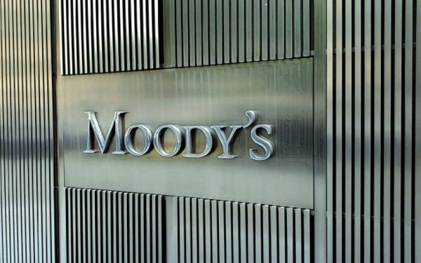 Moody’s menține perspectiva negativă pentru ratingul României, evidențiind provocările fiscale Agenția de evaluare financiară Moody’s Ratings și-a finalizat analiza periodică a ratingurilor României, menținând nivelul pe termen lung Baa3, cu o perspectivă „negativă”