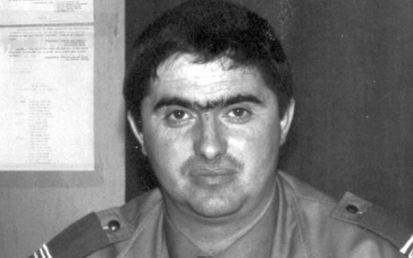 Deputatul PNL de Iași, Alexandru Muraru, a criticat dur recentul numire a lui Viorel Salvador Caragea la conducerea Uzinei de la Sadu, situată în județul Gorj, aspect care a stârnit suficiente reacții în rândul politicilor din opoziție