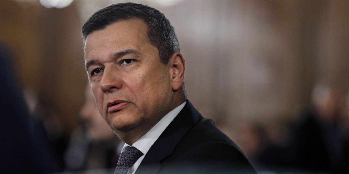 Președintele PSD Sorin Grindeanu a anunțat, miercuri, că social-democrații români vor decide duminică în cadrul unei ședințe interne dacă vor susține bugetul propus pentru anul 2023 sau dacă vor introduce amendamente