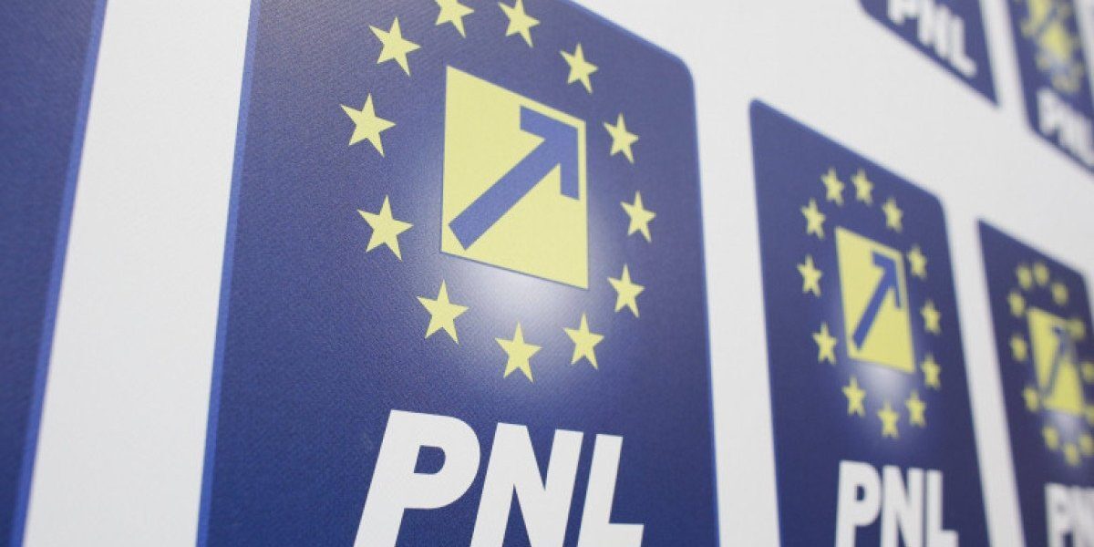 Premierul Ilie Bolojan și liderii PNL discută asupra bugetului național, pregătind terenul pentru una dintre cele mai importante decizii ale anului politic