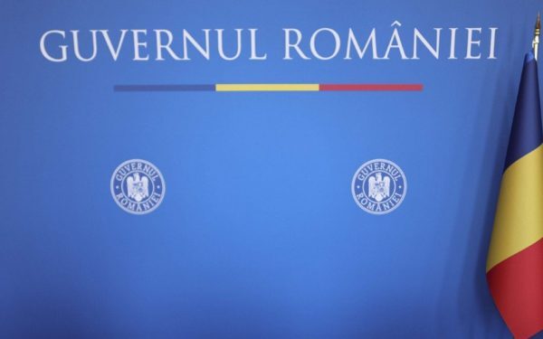 Angajați din Guvern acuză bugetul lui Bolojan: „bazat pe ipoteze fragile și sacrificiu național”