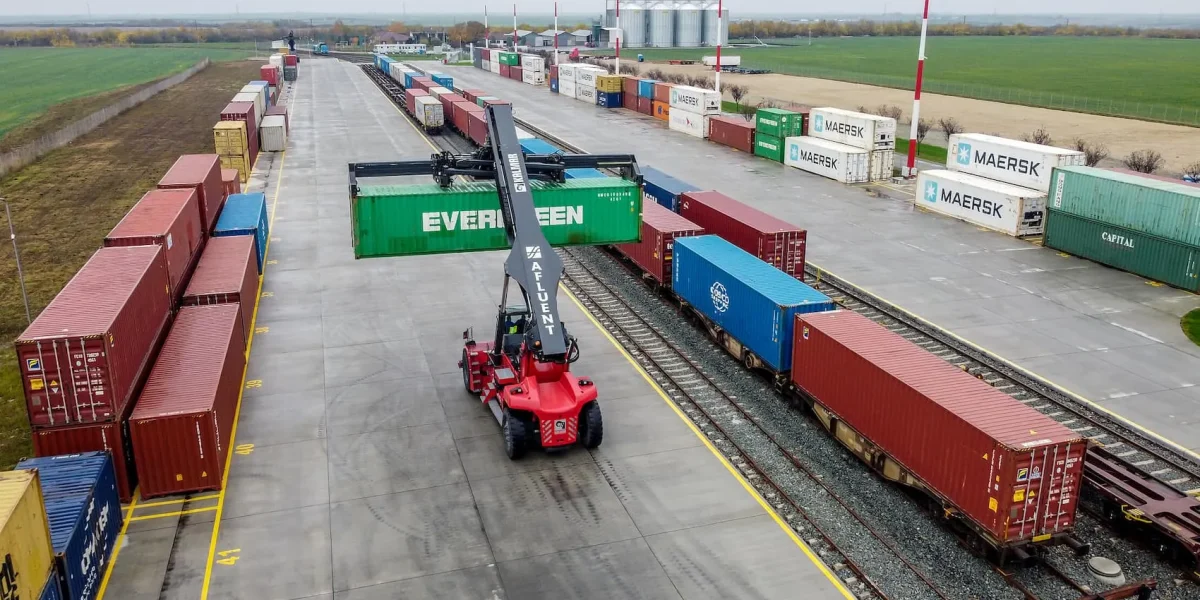 Metrans își intensifică prezența în Europa Centrală și de Est, anunțând parteneriatul pentru o participație de 50% la AFLUENT Arad South Terminal, primul terminal intermodal propriu al grupului în România