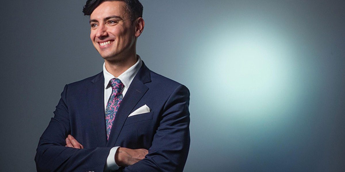 Investițiile Philip Morris în România, un exemplu de reindustrializare și modernizare a industriei locale Philip Morris International a realizat investiții cu adevărat semnificative în România, depășind 1,1 miliarde de dolari, într-un efort de a reinventa și moderniza relația locală cu industria tutunului