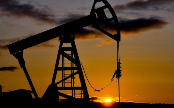 Kuwait Petroleum Corporation anunță reducerea producției de petrol și declară stare de forță majoră, într-un context tensionat marcat de blocajul transporturilor energetice din Orientul Mijlociu, care durează de opt zile consecutive