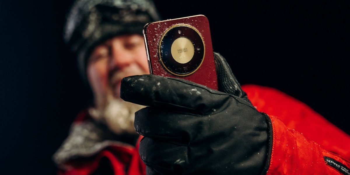 Piața smartphone-urilor a intrat într-o nouă etapă de maturizare, în care preferințele utilizatorilor se îndreaptă dincolo de simplele specificații tehnice sau performanțe brute