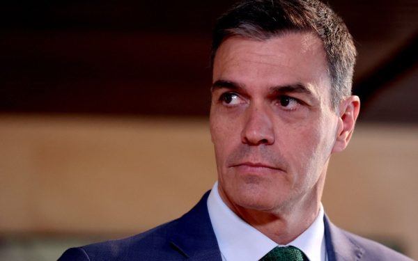 Premierul Pedro Sanchez a anunțat recent lansarea unui nou sistem de analiză al conținutului de pe rețelele sociale, denumit HODIO, destinat să combate răspândirea mesajelor instigatorii la ură și să monitorizeze influența algoritmilor asupra polarizării online