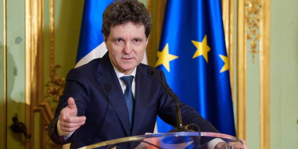 Președintele României, Nicușor Dan, întreprinde joi o vizită importantă în Polonia, unde va avea întrevederi cu liderii de la Varșovia într-un context regional și global extrem de tensionat