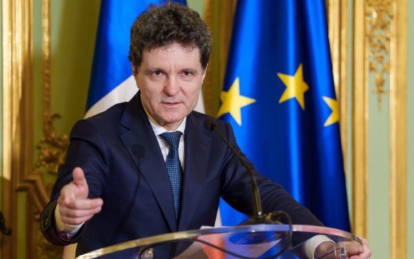 Președintele României, Nicușor Dan, întreprinde joi o vizită importantă în Polonia, unde va avea întrevederi cu liderii de la Varșovia într-un context regional și global extrem de tensionat