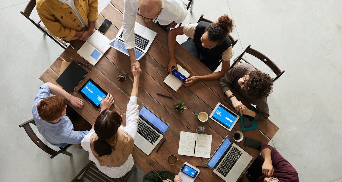 Reguli UE permit înființarea rapidă a societăților online cu 100 euro prin „Eu Inc”
