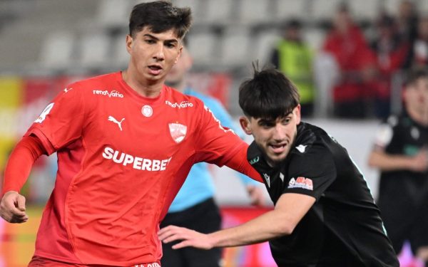 Spectacol în sferturile Cupei României: Metalul Buzău aproape de o surpriză uriașă împotriva lui Dinamo Un moment memorabil a avut loc în partida de sferturi ale Cupei României dintre Dinamo București și Metalul Buzău, lăsând suporterii celor două echipe cu sufletul la gură