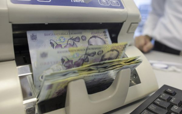 Primăria Buzău anticipează pierderi semnificative în bugetul local, estimate la între două și trei milioane de euro, după ce aleșii locali au aprobat recent reducerea cotelor pentru impozitele și taxele locale
