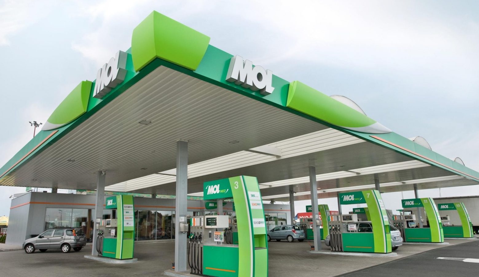 Prețurile la energie oscilează din nou pe piețele internaționale, într-un moment tensionat marcat de escaladarea conflictului din Orientul Mijlociu