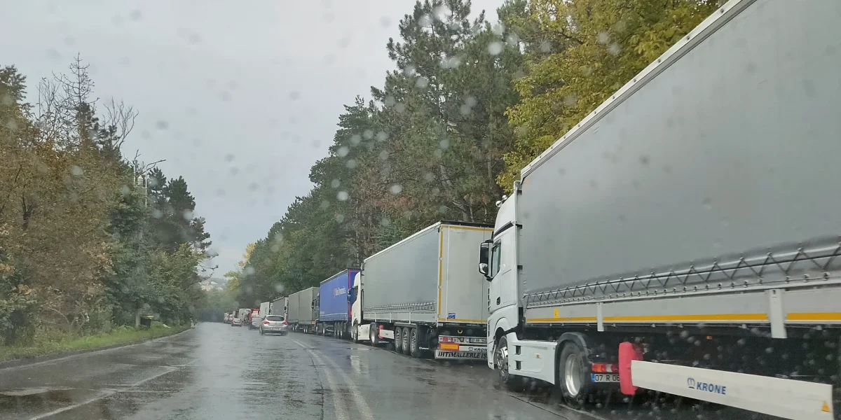Sprijin pentru transportatori cu preț compensat la motorină, valabil până în 2026