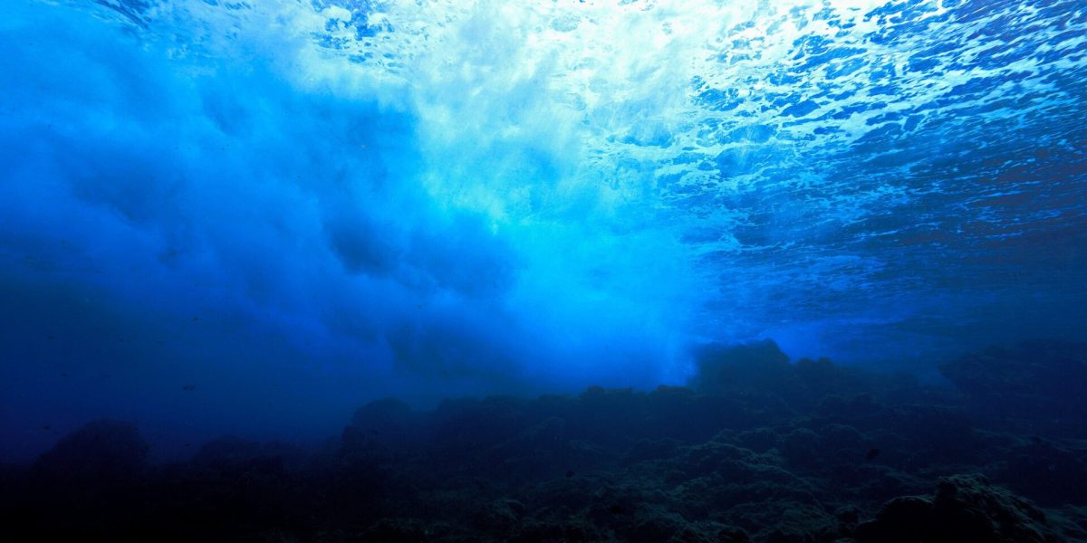Depresiunea King, supranumită „Marele Canion al Atlanticului”, reprezintă una dintre cele mai impresionante și enigmatice structuri geografice de sub ocean
