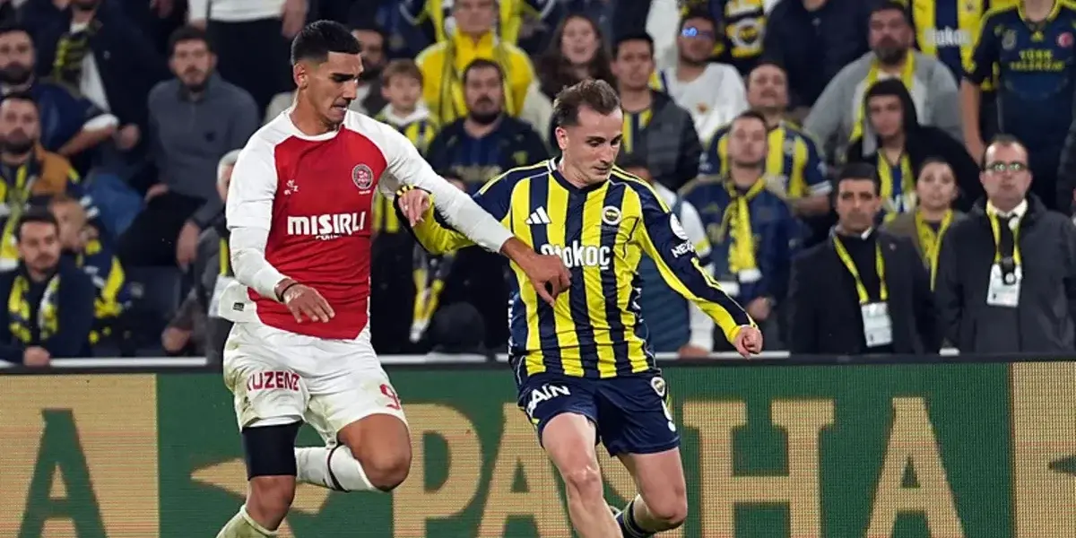 Fenerbahçe a suferit o înfrângere surprinzătoare în partida de la Istanbul contra echipei Fatih Karagümrük, scor 1-0, meci jucat astăzi în cadrul etapei din SuperLiga Turciei