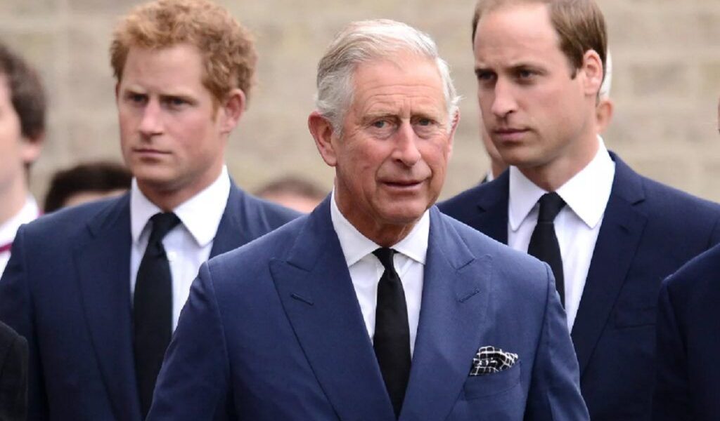 Sănătatea Regelui Charles al III-lea revine în centrul atenției, zvonuri despre o eventuală predare a tronului către Prințul William Situația de sănătate a regelui Charles al III-lea a devenit subiect de discuție intensă după ce au apărut informații privind un posibil plan de succesiune, în cazul în care starea sa de sănătate se deteriorează