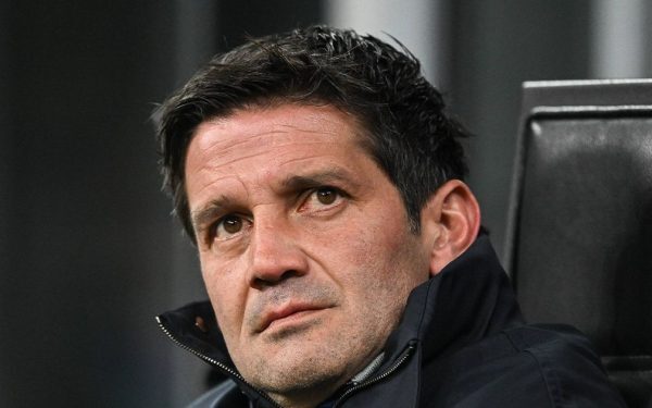 Inter și Juventus au scris miercuri seară o nouă pagină controversată din istoria derby-urilor din Serie A, după ce o decizie luată de arbitru a generat valuri de critici și dezbateri aprinse