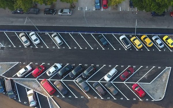 Taxa Băluță, restituită; cine poate parca gratuit după suspendare în Sectorul 4