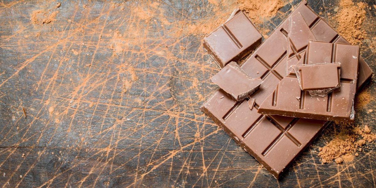 Revoluție în industria dulciurilor: ciocolata, posibil „crescută” în laborator O descoperire revoluționară în domeniul nutriției și tehnologiei alimentare promite să schimbe radical modul în care ciocolata ajunge în fața consumatorilor