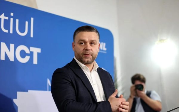 Primarul general al Bucureștiului, Ciprian Ciucu, anunță o inițiativă inedită menită să apropie administrația orașului de cetățeni: va lansa un podcast dedicat politicilor și provocărilor capitalei