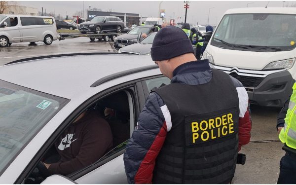 Autocar cu elevi români oprit în Austria din cauza problemelor tehnice și a odihnei necorespunzătoare a șoferilor | AUDIO