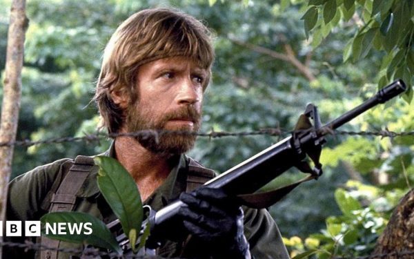 Chuck Norris, erou cu inimă mare, anunțat mort la 86 de ani