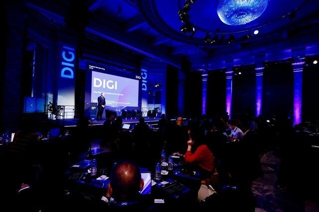 Digi Communications (DIGI) își păstrează poziția de lider în strategia de expansiune internațională, respingând orice ofertă de cumpărare din partea gigantului spaniol Telefonica, și își continuă planurile de listare la bursă în Spania