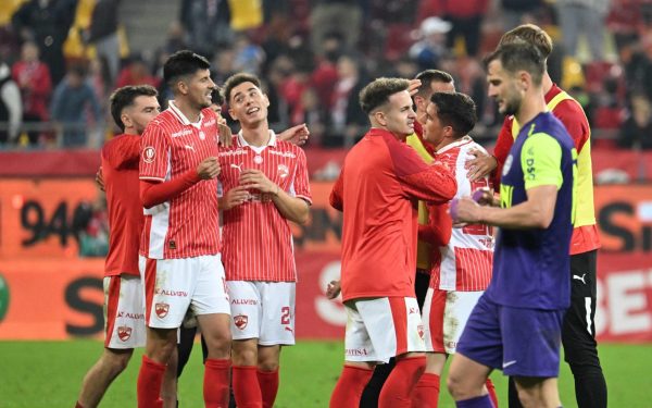 Stipe Perica a reușit o performanță impresionantă în primul său sezon în Uzbekistan, marcând trei goluri în doar două meciuri pentru Neftchi Fergana, campioana Uzbekistanului