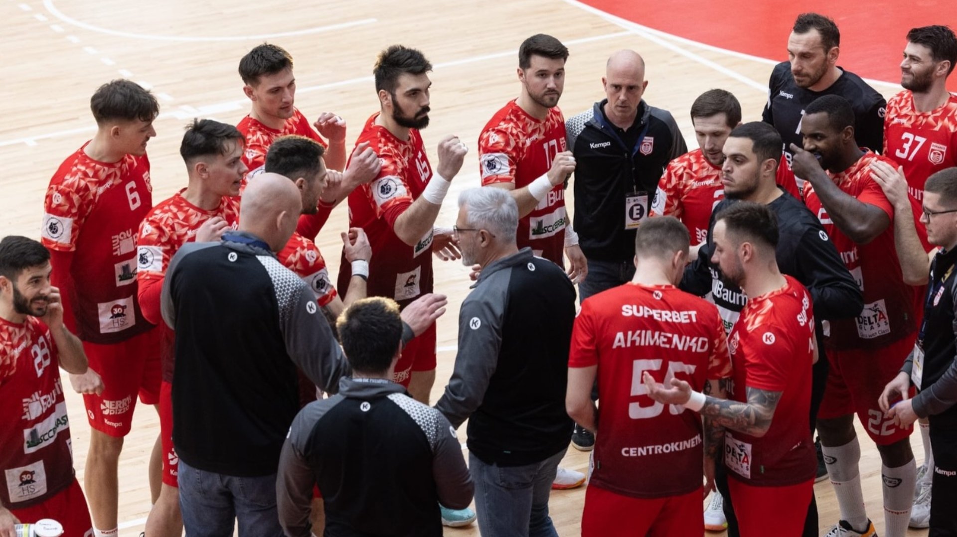 Final de drum pentru Dinamo în Grupa A a Ligii Campionilor la handbal masculin Se încheie o etapă dificilă pentru echipa bucureșteană, care, după o campanie plină de provocări în această ediție a Ligii Campionilor, nu mai are șanse de a avansa în faza sferturilor de finală