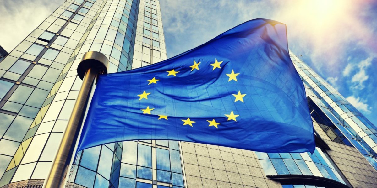 Uniunea Europeană își reafirmă sprijinul pentru membrii săi în fața amenințărilor comerciale ale Washingtonului Europa își reafirmă hotărârea de a-și proteja interesele economice într-unul dintre cele mai tensionate episoade din relațiile transatlantice ale ultimilor ani