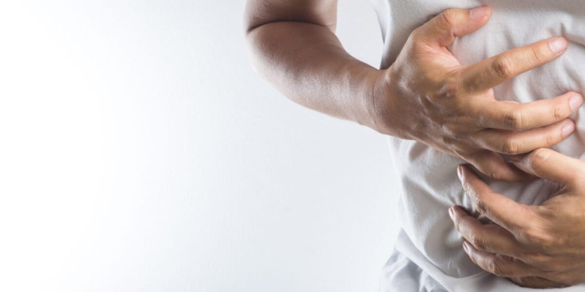 Durerile cronice abdominale, fără cauze evidente, pot fi de fapt semne ale unor inflamații ascunse în organism