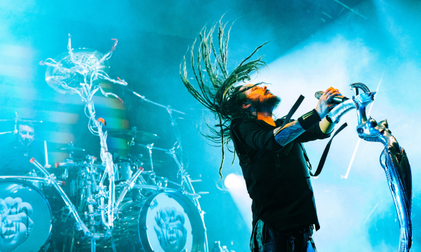 „Korn și hitul „Freak On A Leash” devin virale pe TikTok cu un nou dans”