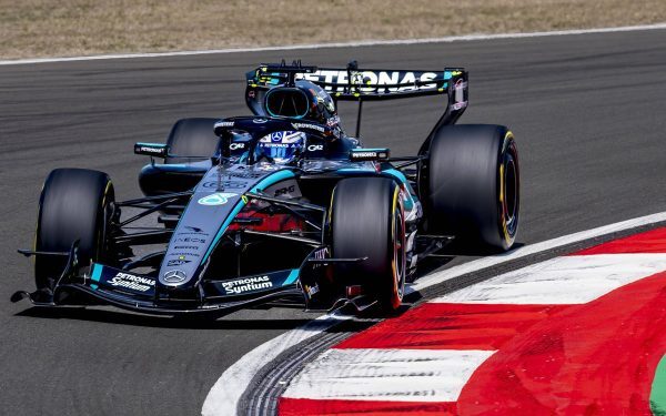 George Russell a stabilit cel mai rapid timp în calificările pentru cursa de Sprint din China, consolidând poziția de favorit pentru startul de pe pole position