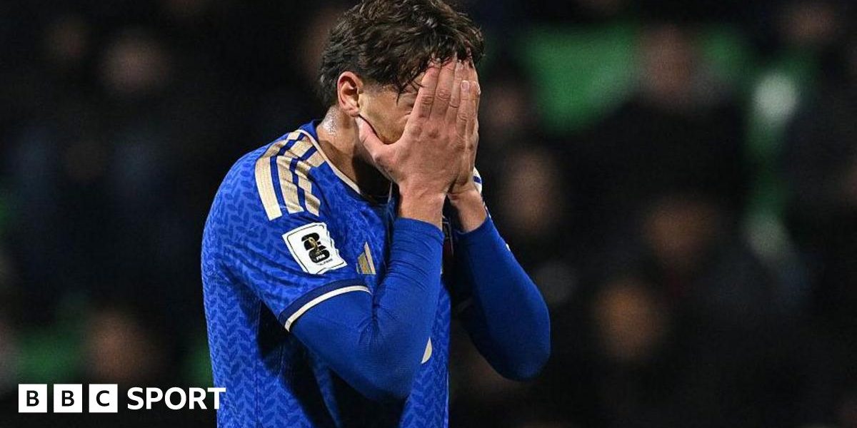 Criza cronică a fotbalului italian: de la gloria de odinioară la stagnare modernă Italia, odinioară un model de excelență în fotbalul european, trăiește azi vremuri de declin