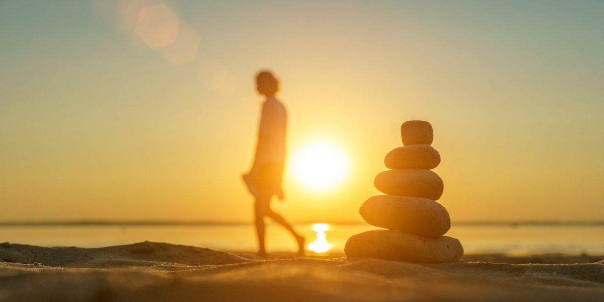 Într-o lume dominată de haos, agitație digitală și stres cotidian, o aptitudine rar discutată devine o adevărată comoară ascunsă: stabilitatea interioară