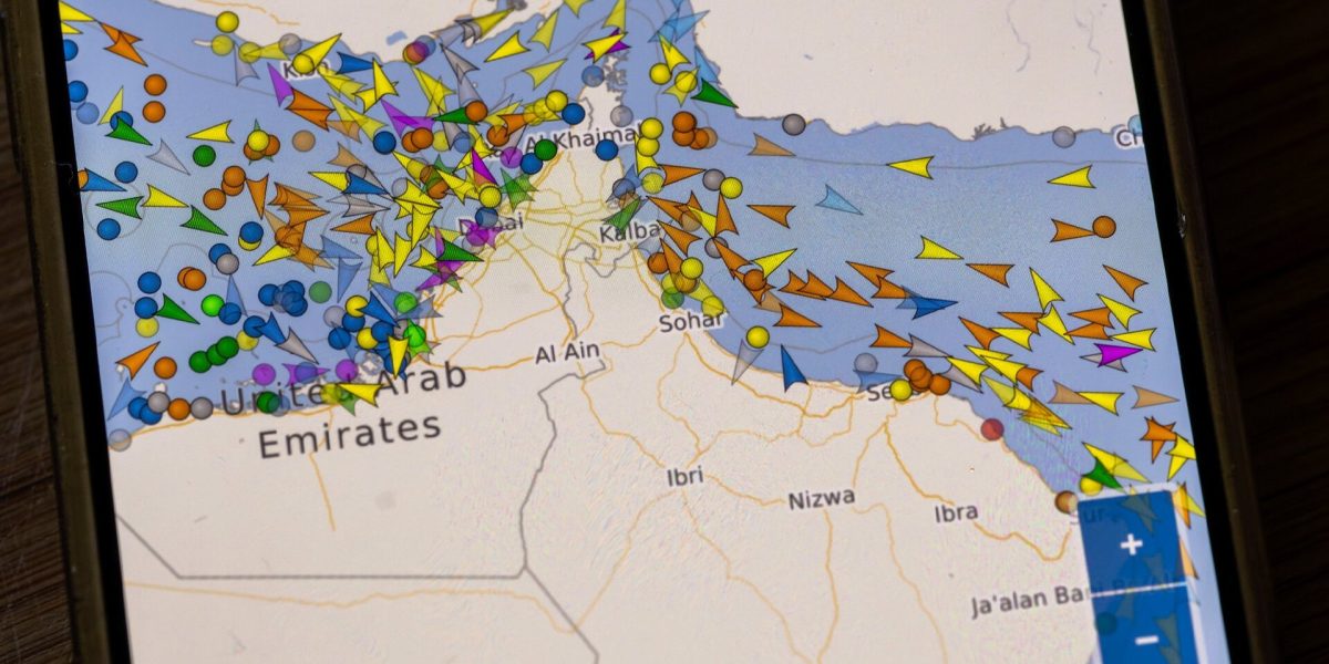 Prețul petrolului atinge recorduri istorice în contextul tensiunilor geopolitice din Orientul Mijlociu Pe data de 11 iulie 2008, piața petrolieră a avut parte de un moment de cotitură, când prețul țițeiului a ajuns la cel mai înalt nivel din istorie până acea dată, marcând o cifră-record de peste 147 de dolari per baril