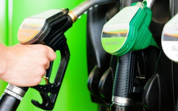 Fostul ministru de Finanțe, Adrian Câciu, face un apel dur către autoritățile de reglementare din domeniul energetic, acuzând lipsa de acțiune în contextul creșterii prețurilor carburanților, în condițiile tensionate ale conflictului din Orientul Mijlociu