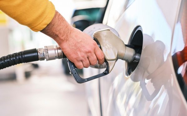 Prețurile carburanților în Capitală și întreaga țară continuă să înregistreze creșteri semnificative, fiinduri ale instabilității pieței globale și a conflictului din Orientul Mijlociu
