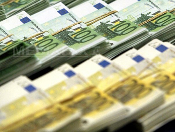 România riscă retrogradarea în categoria „junk” dacă nu intensifică eforturile de consolidare fiscală, avertizează agenția de rating Moody’s, într-un moment în care țara trebuie să facă față presiunilor generate de situația geopolitică și economică globală