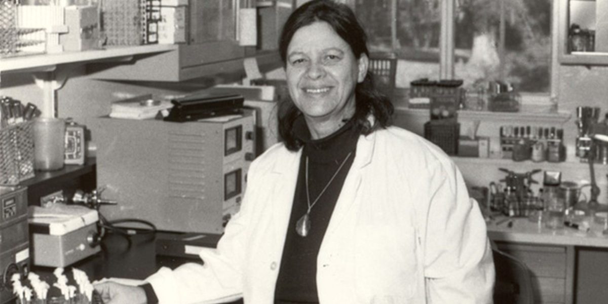 Numele care ar fi putut scrie istoria premiilor Nobel diferit: femei științifice recunoscute prea târziu sau deloc Premiul Nobel reprezintă, de peste un secol, recunoașterea cea mai înaltă pentru eforturile și descoperirile din domeniile științifice, dar și un simbol al ierarhiilor societății și ale istoriei academic