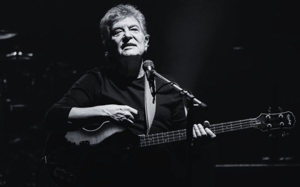 Iulian „Mugurel” Vrabete, basistul emblematic al trupei Holograf, nu mai face parte din lumea muzicii românești