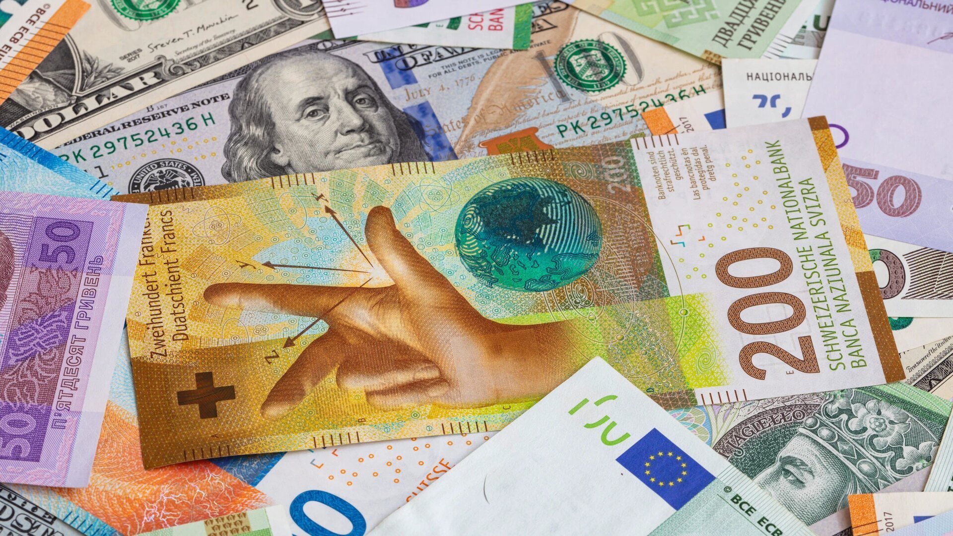 Elveția a făcut un pas semnificativ spre consolidarea monedei sale fizice, după ce o majoritate covârșitoare a alegătorilor a aprobat recent un referendum menit să asigure persistenta și disponibilitatea numerarului în economie