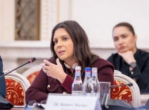Gabriela Horga, reprezentantă a Partidului Național Liberal, critică dur recentele poziții și decizii ale Partidului Social Democrat în privința elaborării bugetului pentru anul 2026