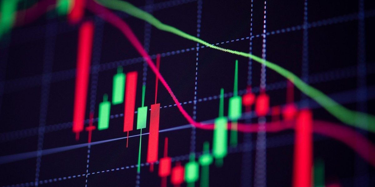 Războiul din Iran impactează Bursa: BET scade cu 2,4%, MedLife și TTS—peste 12%, OMV Petrom crește cu 4%