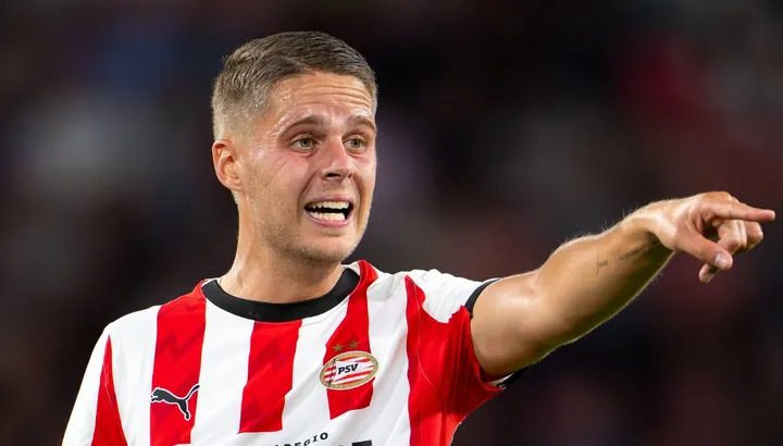 PSV Eindhoven primește vizita AZ Alkmaar într-un meci crucial pentru campionat În etapa a 26-a a Eredivisie, pricipala atracție a weekend-ului este partida dintre PSV Eindhoven și AZ Alkmaar, programată sâmbătă seara pe stadionul Philips