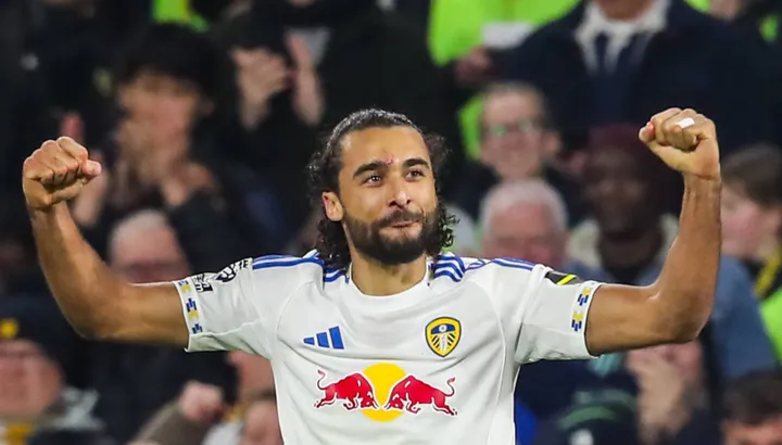 Leeds United și Brentford se întâlnesc sâmbătă seara pe terenul de pe Elland Road, într-un meci considerat crucial pentru ambele formații în contextul luptei pentru evitarea retrogradării și pentru păstrarea pozițiilor în zona europeană