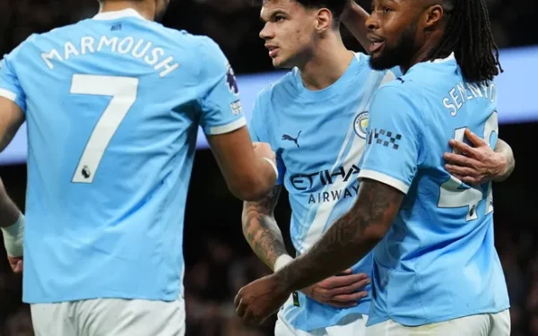 Manchester City se află într-un adevărat val de succes, urmând să revină pe terenul propriilor fani pentru a disputa un meci extrem de important împotriva echipei Nottingham Forest, miercuri, pe Etihad